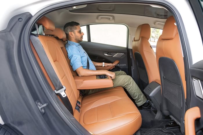 Jaguar I-Pace rear seat